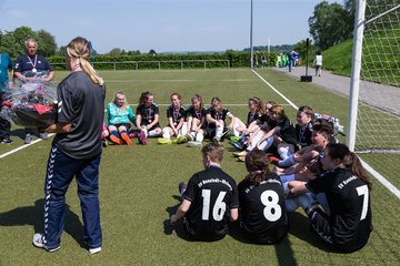 Bild 97 - B-Juniorinnen Pokalfinale SV Henstedt Ulzburg - SG Holstein Sued : 2:0
